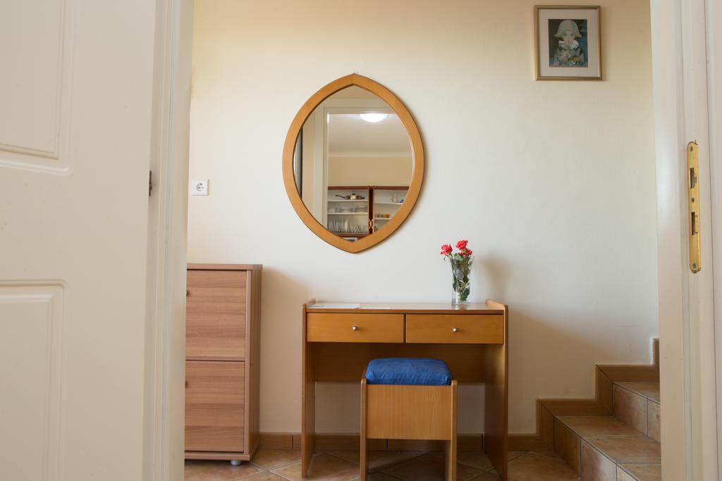 Paris-Irini Studios And Apartments Plomari Номер фото